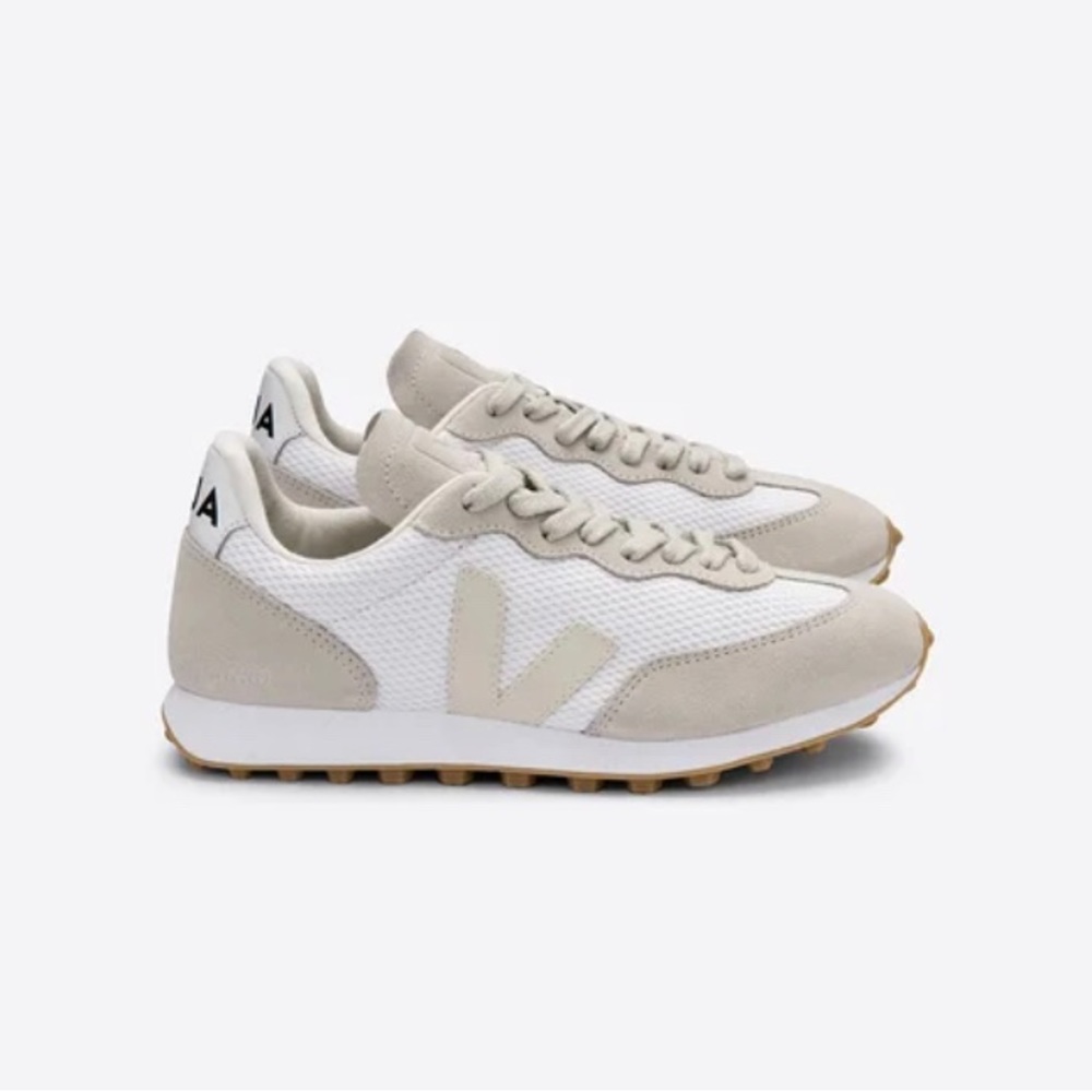 Veja Sneakers Men size 44 (11 US)